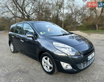 Серый Рено Гранд Сценик, объемом двигателя 1.5 л и пробегом 305 тыс. км за 7200 $, фото 3 на Automoto.ua