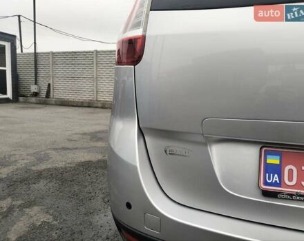 Рено Гранд Сценик 2011 в Чернигове на Automoto.ua Серый Рено Гранд Сценик, объемом двигателя 1.5 л и пробегом 220 тыс. км за 8500 $, фото 7 на Automoto.ua