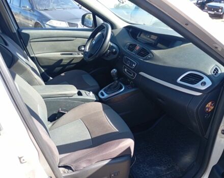 Серый Рено Гранд Сценик, объемом двигателя 1.5 л и пробегом 184 тыс. км за 5900 $, фото 4 на Automoto.ua