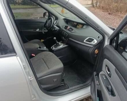 Серый Рено Гранд Сценик, объемом двигателя 1.5 л и пробегом 240 тыс. км за 7600 $, фото 19 на Automoto.ua