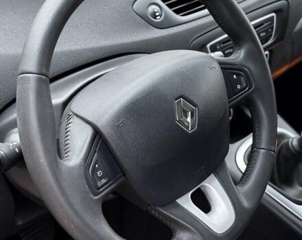 Сірий Рено Гранд Сценік, об'ємом двигуна 1.6 л та пробігом 218 тис. км за 7650 $, фото 21 на Automoto.ua