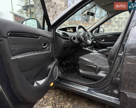 Серый Рено Гранд Сценик, объемом двигателя 1.6 л и пробегом 265 тыс. км за 7950 $, фото 16 на Automoto.ua