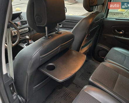 Сірий Рено Гранд Сценік, об'ємом двигуна 1.87 л та пробігом 220 тис. км за 8000 $, фото 41 на Automoto.ua