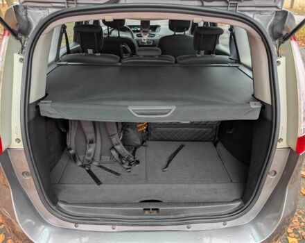 Серый Рено Гранд Сценик, объемом двигателя 1.5 л и пробегом 261 тыс. км за 5999 $, фото 23 на Automoto.ua