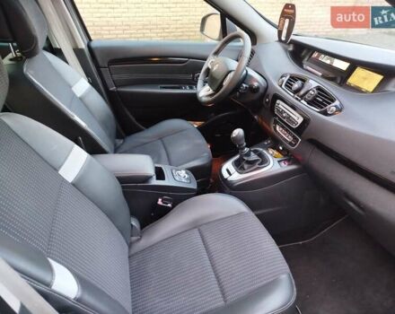 Серый Рено Гранд Сценик, объемом двигателя 1.6 л и пробегом 267 тыс. км за 8150 $, фото 21 на Automoto.ua