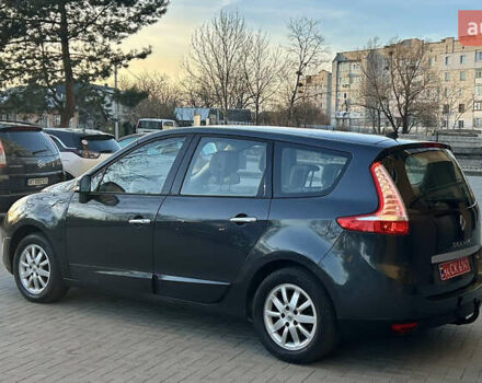 Сірий Рено Гранд Сценік, об'ємом двигуна 1.5 л та пробігом 262 тис. км за 6999 $, фото 4 на Automoto.ua