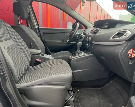 Серый Рено Гранд Сценик, объемом двигателя 1.46 л и пробегом 278 тыс. км за 8490 $, фото 9 на Automoto.ua