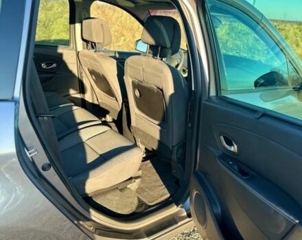 Серый Рено Гранд Сценик, объемом двигателя 1.5 л и пробегом 240 тыс. км за 7500 $, фото 20 на Automoto.ua