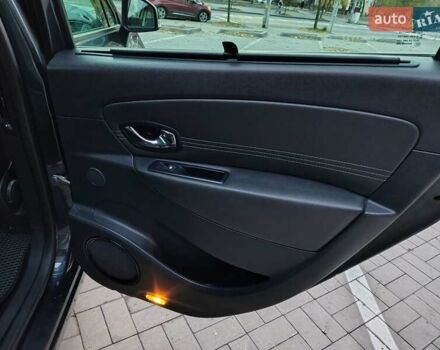 Серый Рено Гранд Сценик, объемом двигателя 1.46 л и пробегом 318 тыс. км за 7800 $, фото 14 на Automoto.ua