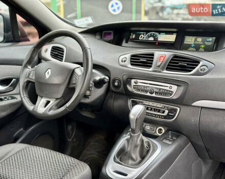 Рено Гранд Сценик 2011 в Киеве на Automoto.ua Серый Рено Гранд Сценик, объемом двигателя 1.46 л и пробегом 277 тыс. км за 8300 $, фото 16 на Automoto.ua