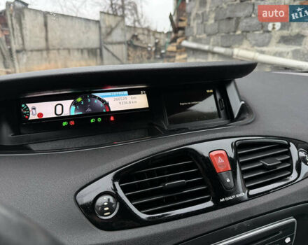 Серый Рено Гранд Сценик, объемом двигателя 1.6 л и пробегом 265 тыс. км за 7950 $, фото 27 на Automoto.ua