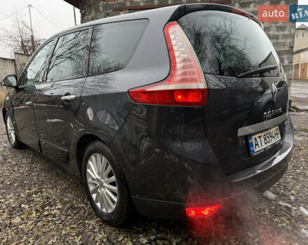 Серый Рено Гранд Сценик, объемом двигателя 1.6 л и пробегом 265 тыс. км за 7950 $, фото 5 на Automoto.ua