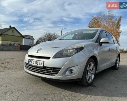 Сірий Рено Гранд Сценік, об'ємом двигуна 1.46 л та пробігом 193 тис. км за 6799 $, фото 1 на Automoto.ua