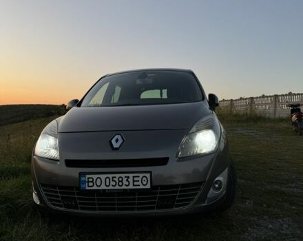 Серый Рено Гранд Сценик, объемом двигателя 1.5 л и пробегом 250 тыс. км за 7300 $, фото 1 на Automoto.ua