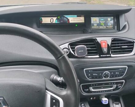 Рено Гранд Сценик 2011 в Чернигове на Automoto.ua Серый Рено Гранд Сценик, объемом двигателя 1.5 л и пробегом 220 тыс. км за 8500 $, фото 16 на Automoto.ua