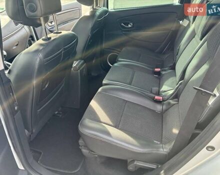 Сірий Рено Гранд Сценік, об'ємом двигуна 1.46 л та пробігом 193 тис. км за 6799 $, фото 9 на Automoto.ua
