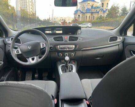 Серый Рено Гранд Сценик, объемом двигателя 1.5 л и пробегом 220 тыс. км за 7600 $, фото 7 на Automoto.ua