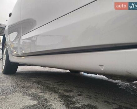 Рено Гранд Сценик 2011 в Чернигове на Automoto.ua Серый Рено Гранд Сценик, объемом двигателя 1.5 л и пробегом 220 тыс. км за 8500 $, фото 9 на Automoto.ua