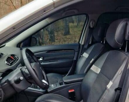 Серый Рено Гранд Сценик, объемом двигателя 1.6 л и пробегом 335 тыс. км за 7400 $, фото 14 на Automoto.ua