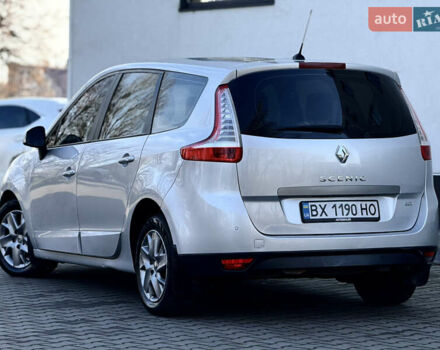 Серый Рено Гранд Сценик, объемом двигателя 1.6 л и пробегом 305 тыс. км за 6900 $, фото 8 на Automoto.ua