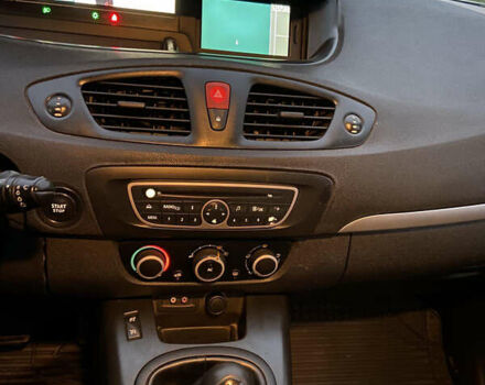 Серый Рено Гранд Сценик, объемом двигателя 1.46 л и пробегом 284 тыс. км за 5950 $, фото 23 на Automoto.ua