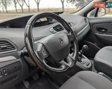 Серый Рено Гранд Сценик, объемом двигателя 1.5 л и пробегом 261 тыс. км за 5999 $, фото 16 на Automoto.ua