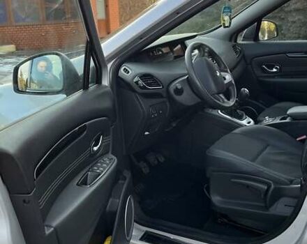 Сірий Рено Гранд Сценік, об'ємом двигуна 1.5 л та пробігом 392 тис. км за 7900 $, фото 13 на Automoto.ua