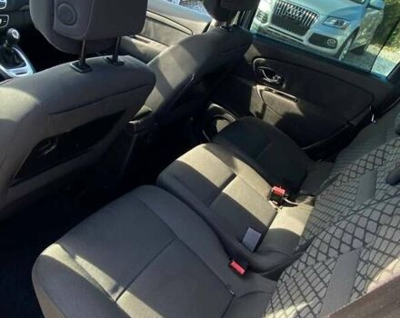 Рено Гранд Сценик 2011 в Днепре (Днепропетровске) на Automoto.ua Серый Рено Гранд Сценик, объемом двигателя 1.4 л и пробегом 177 тыс. км за 7400 $, фото 6 на Automoto.ua