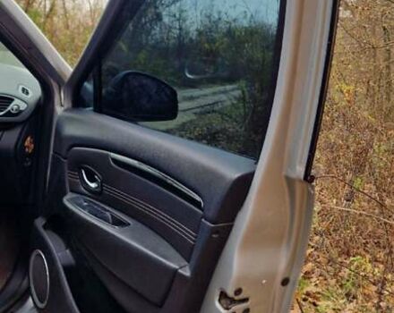 Серый Рено Гранд Сценик, объемом двигателя 1.6 л и пробегом 335 тыс. км за 7400 $, фото 27 на Automoto.ua