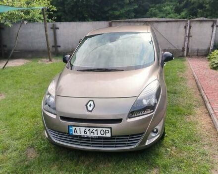 Серый Рено Гранд Сценик, объемом двигателя 1.6 л и пробегом 240 тыс. км за 7500 $, фото 5 на Automoto.ua