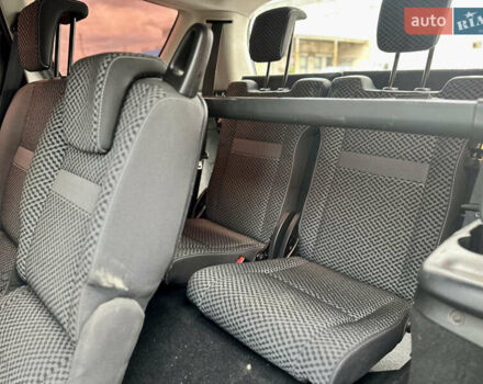 Рено Гранд Сценик 2011 в Киеве на Automoto.ua Серый Рено Гранд Сценик, объемом двигателя 1.46 л и пробегом 277 тыс. км за 8300 $, фото 15 на Automoto.ua