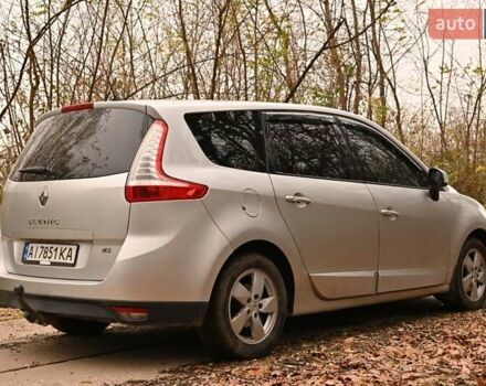 Серый Рено Гранд Сценик, объемом двигателя 1.6 л и пробегом 335 тыс. км за 7400 $, фото 68 на Automoto.ua