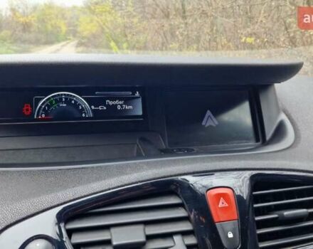 Серый Рено Гранд Сценик, объемом двигателя 1.6 л и пробегом 335 тыс. км за 7400 $, фото 41 на Automoto.ua