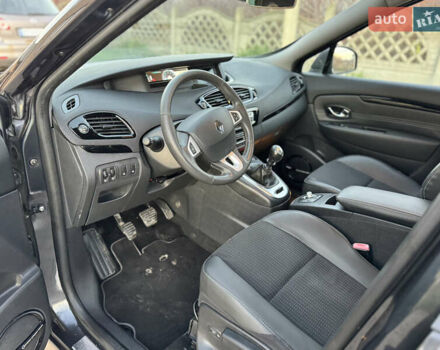 Серый Рено Гранд Сценик, объемом двигателя 1.6 л и пробегом 265 тыс. км за 7999 $, фото 9 на Automoto.ua