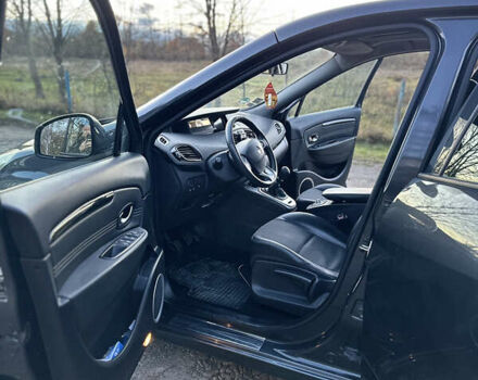 Серый Рено Гранд Сценик, объемом двигателя 1.5 л и пробегом 305 тыс. км за 7200 $, фото 13 на Automoto.ua