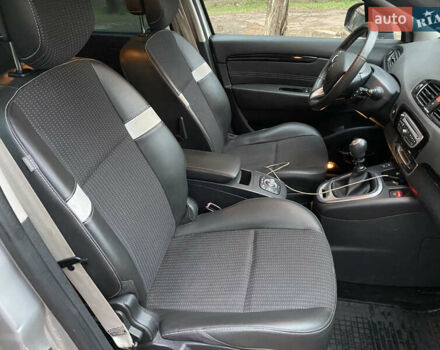 Сірий Рено Гранд Сценік, об'ємом двигуна 1.87 л та пробігом 220 тис. км за 8000 $, фото 35 на Automoto.ua