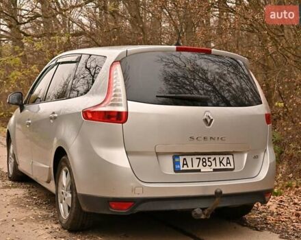 Серый Рено Гранд Сценик, объемом двигателя 1.6 л и пробегом 335 тыс. км за 7400 $, фото 79 на Automoto.ua