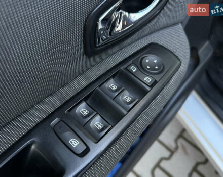 Серый Рено Гранд Сценик, объемом двигателя 1.6 л и пробегом 305 тыс. км за 6900 $, фото 19 на Automoto.ua