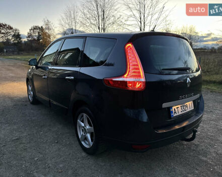 Серый Рено Гранд Сценик, объемом двигателя 1.5 л и пробегом 305 тыс. км за 7200 $, фото 31 на Automoto.ua