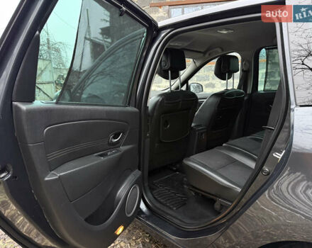 Серый Рено Гранд Сценик, объемом двигателя 1.6 л и пробегом 265 тыс. км за 7950 $, фото 29 на Automoto.ua