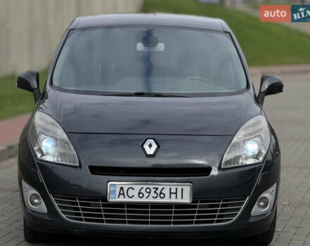 Серый Рено Гранд Сценик, объемом двигателя 1.9 л и пробегом 330 тыс. км за 6650 $, фото 2 на Automoto.ua