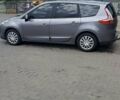 Серый Рено Гранд Сценик, объемом двигателя 1.46 л и пробегом 285 тыс. км за 6400 $, фото 8 на Automoto.ua