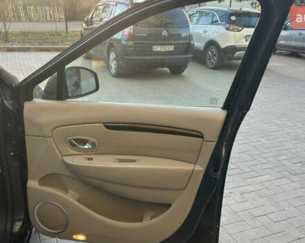 Сірий Рено Гранд Сценік, об'ємом двигуна 1.5 л та пробігом 262 тис. км за 6999 $, фото 21 на Automoto.ua