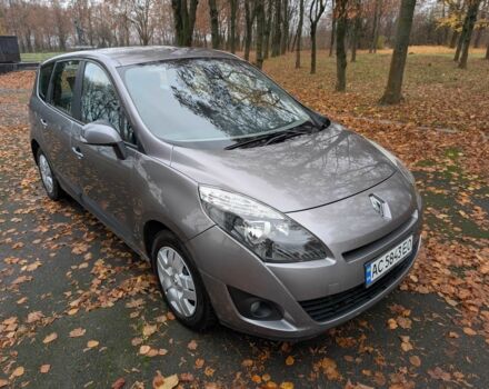 Серый Рено Гранд Сценик, объемом двигателя 1.5 л и пробегом 261 тыс. км за 5999 $, фото 12 на Automoto.ua