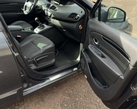 Рено Гранд Сценик 2011 в Чернигове на Automoto.ua Серый Рено Гранд Сценик, объемом двигателя 1.5 л и пробегом 309 тыс. км за 7600 $, фото 12 на Automoto.ua