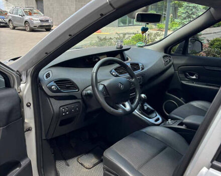 Серый Рено Гранд Сценик, объемом двигателя 1.6 л и пробегом 160 тыс. км за 7800 $, фото 7 на Automoto.ua