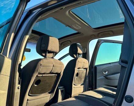 Серый Рено Гранд Сценик, объемом двигателя 1.5 л и пробегом 240 тыс. км за 7500 $, фото 22 на Automoto.ua