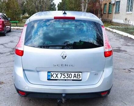 Серый Рено Гранд Сценик, объемом двигателя 1.6 л и пробегом 310 тыс. км за 7300 $, фото 3 на Automoto.ua