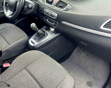 Сірий Рено Гранд Сценік, об'ємом двигуна 1.5 л та пробігом 290 тис. км за 6300 $, фото 2 на Automoto.ua