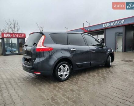 Серый Рено Гранд Сценик, объемом двигателя 1.5 л и пробегом 292 тыс. км за 6700 $, фото 31 на Automoto.ua